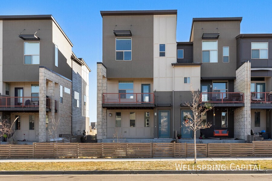 Foto principal - 5670 N Emporia St