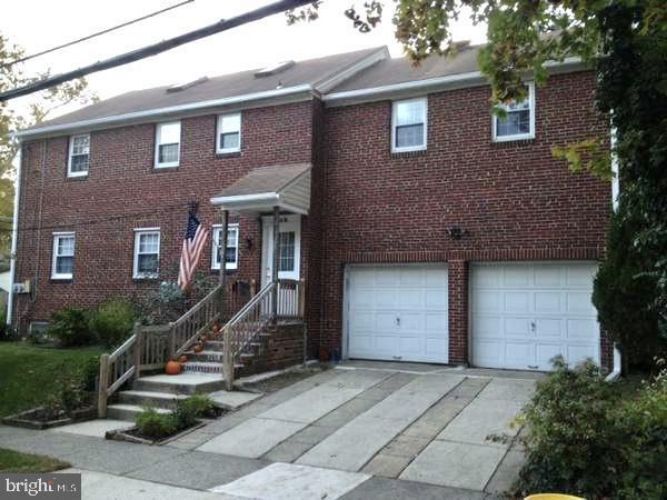 Primary Photo - 21 E Pine St