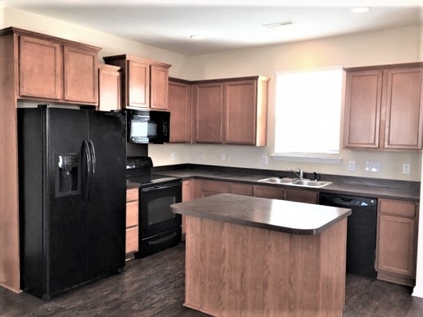 Building Photo - 2967 Newport Pl