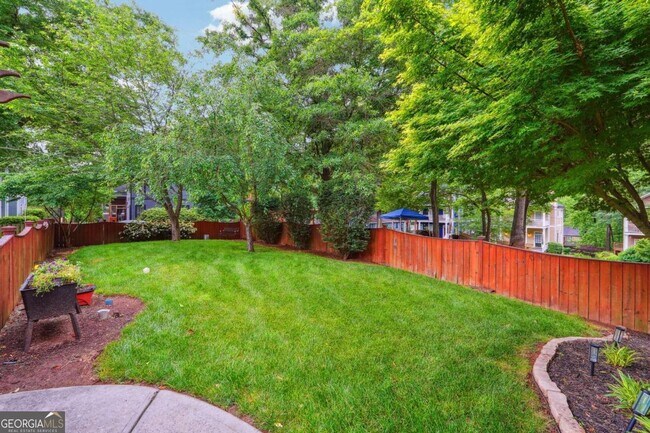 Foto del edificio - 2347 Thomas Rd NW