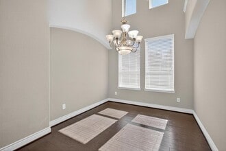 Building Photo - 15303 Westland Gate Dr