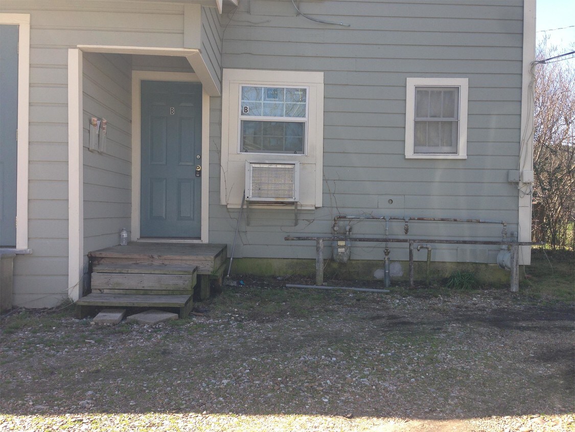 Primary Photo - 1404 Walnut St