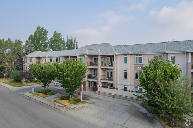 Kelvin Court