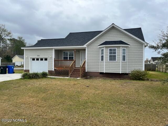 Primary Photo - 201 Oak Ridge Ln