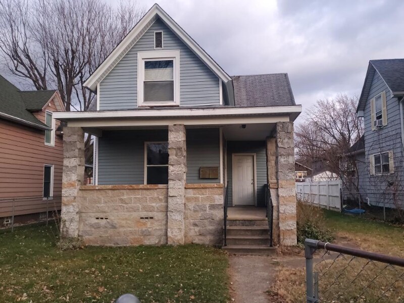 130 Butler St, Michigan City, IN 46360 Room for Rent in Michigan City, IN