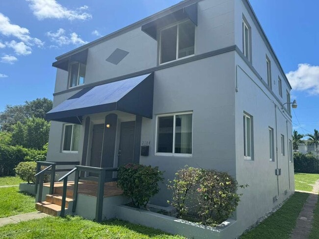 Foto del edificio - 2184 SW 9th St