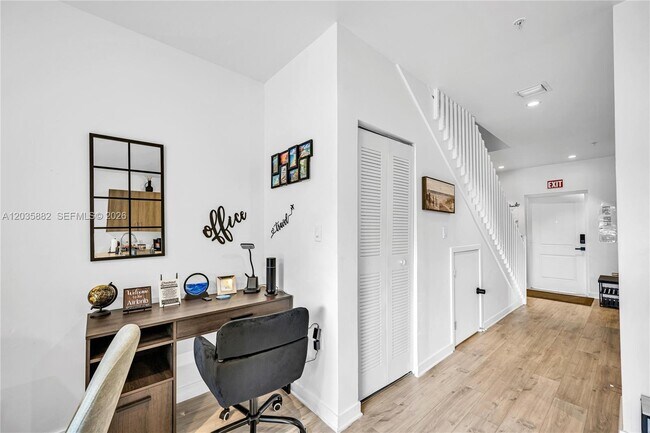 Building Photo - 171 NW 158th St