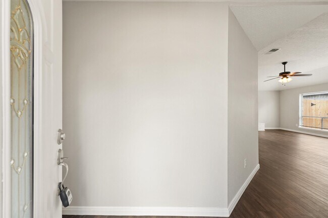 Foto del edificio - 20426 Rustwood Ln