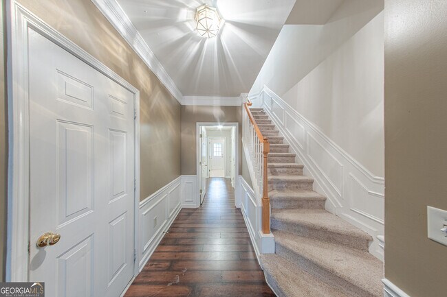 Foto del edificio - 3423 Lathenview Ct