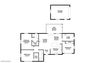 Building Photo - 300 East 10th Street