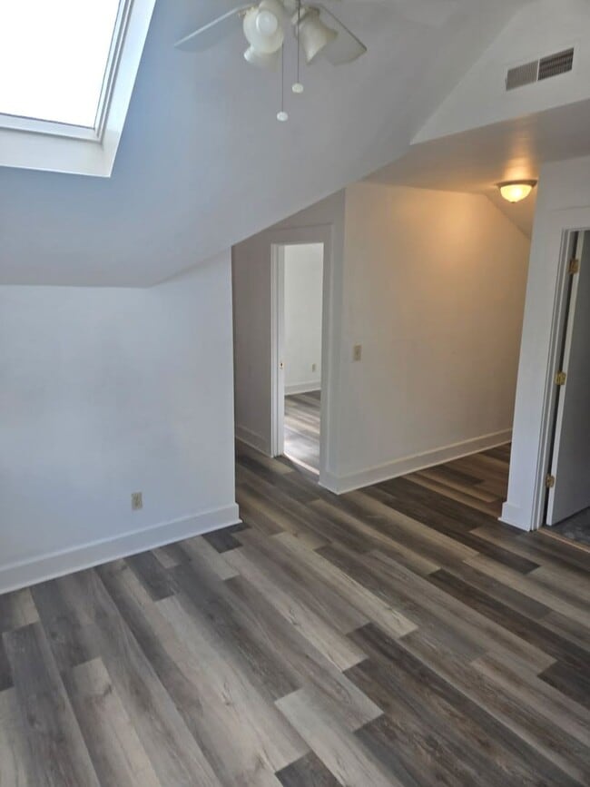 Building Photo - 3746 W 39th St