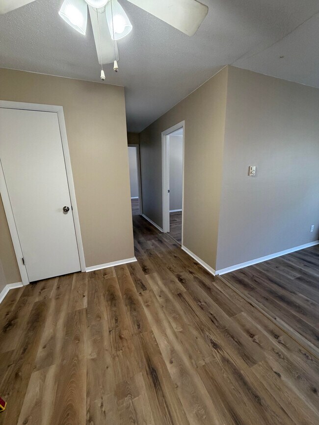 Foto del edificio - 6517 Cornwall Ct