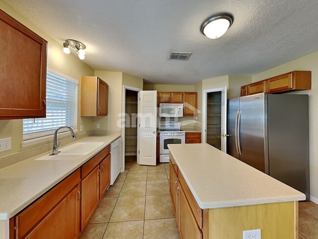 Building Photo - 4193 Palladian Way