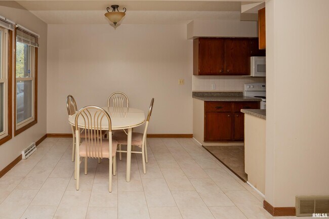 Foto del edificio - 3402 56th St Pl