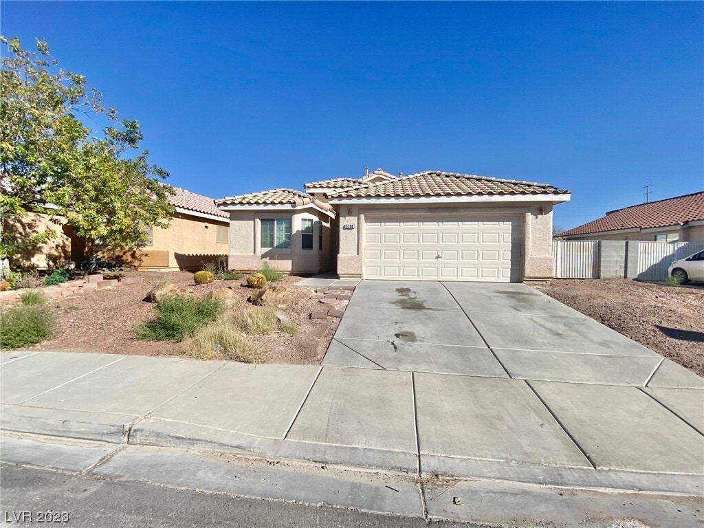 5208 N Painted Pebble St, North Las Vegas, NV 89081 House Rental in