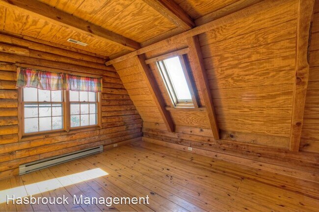 Foto del edificio - 3 br, 1.5 bath House - 6853 Jarmans Gap Road