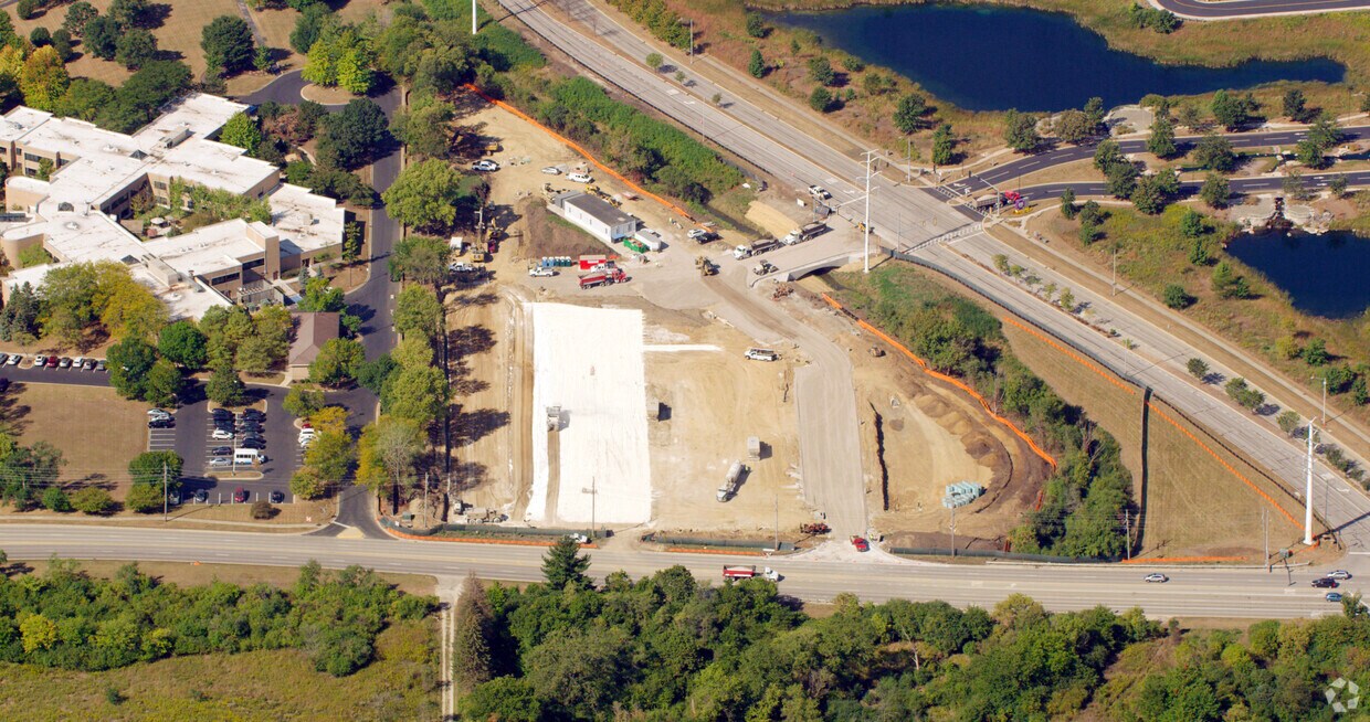 McDowell Point 1420 Diehl Rd Naperville, IL