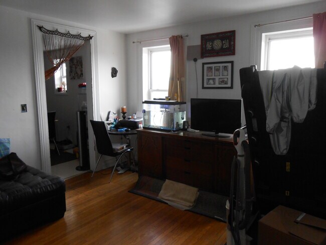 1122 Myrtle St Unit 5 Scranton Pa 18510 Apartment For Rent In