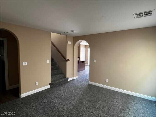 Foto del edificio - 10230 Headrick Dr