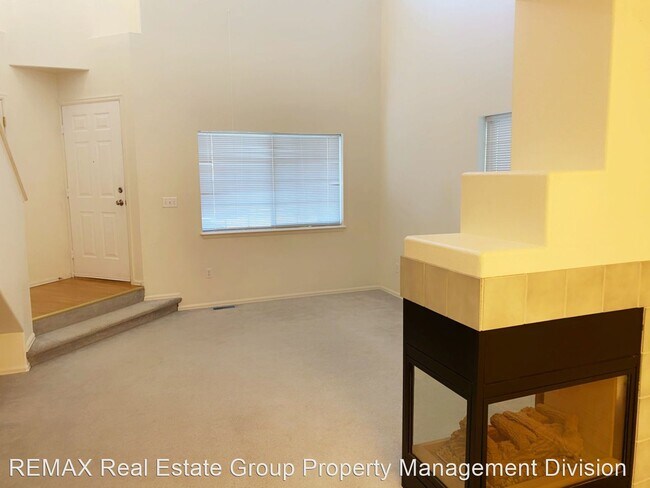 Building Photo - 2 br, 3 bath House - 3911 Christy Heights