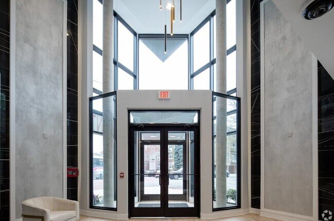 Foto del edificio - 6025 JFK Blvd E