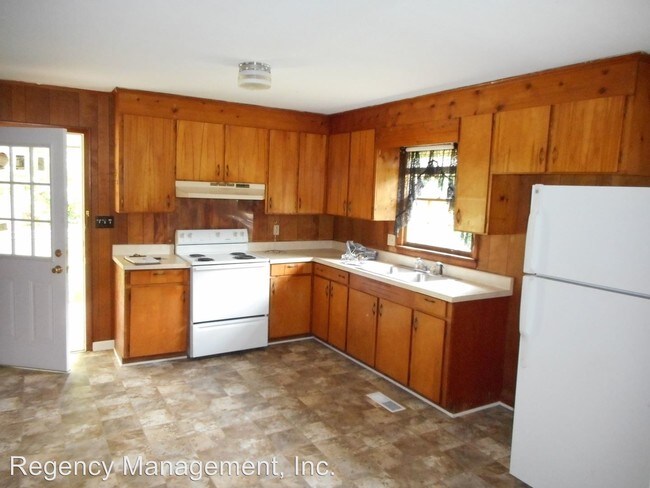 Building Photo - 3 br, 1.5 bath House - 115 Deerfield