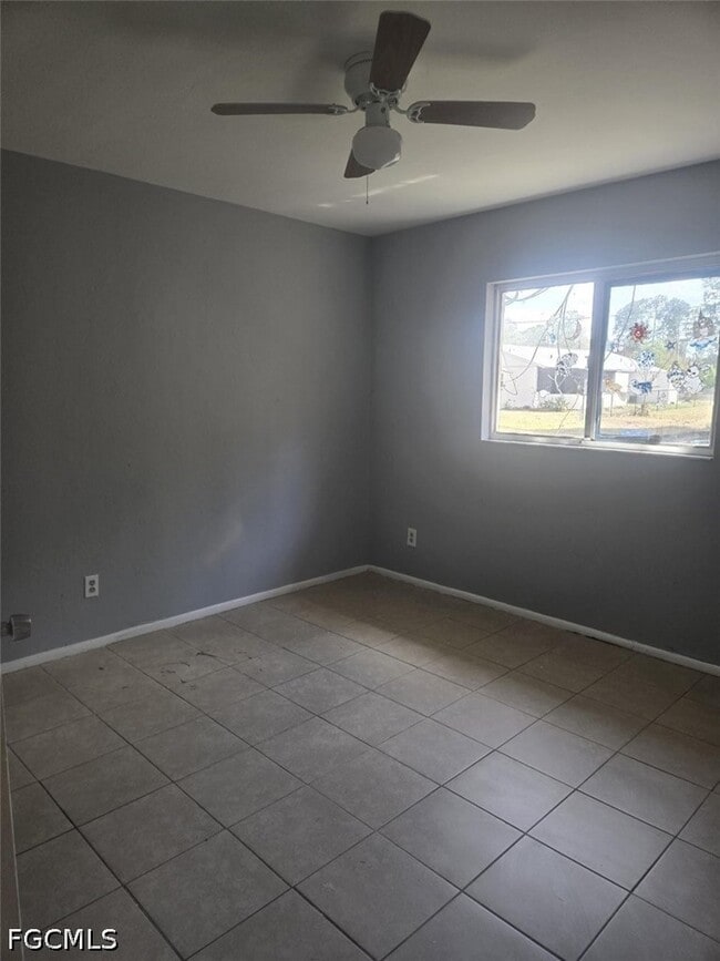 Building Photo - 2109 Eloise Cir