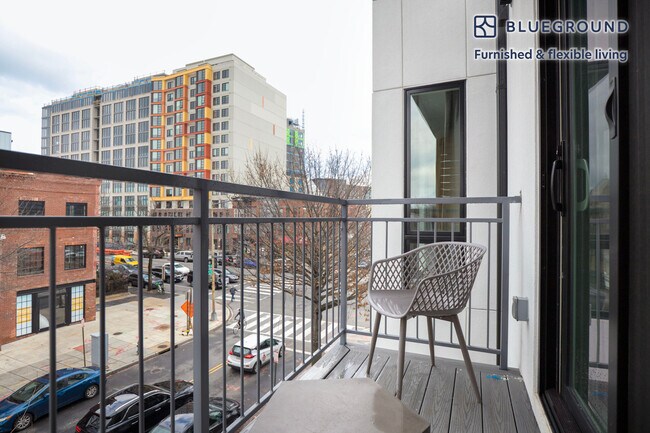 Foto del edificio - 14 P St NW