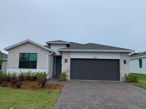 Building Photo - 1949 NE Ocean Dunes Dr