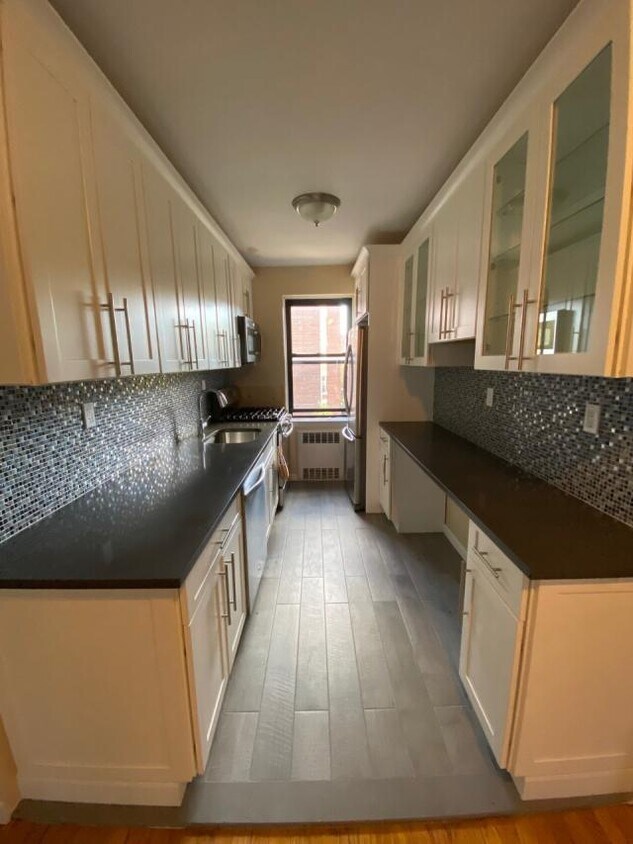 Primary Photo - 2 bedroom in Brooklyn NY 11209