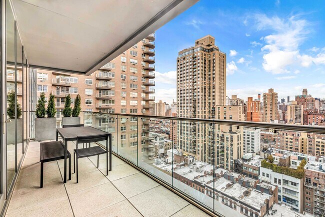 Foto del edificio - 151 E 85th St