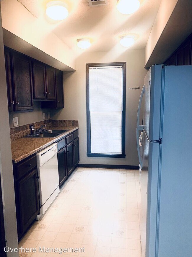 Building Photo - 3 br, 2 bath House - 366 Yesterhouse Drive