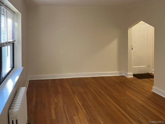 Building Photo - 240 Halstead Ave