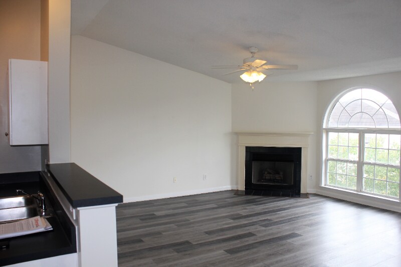 3729 Morris Farm Dr Unit 3 A, Greensboro, NC 27409 Condo for Rent in