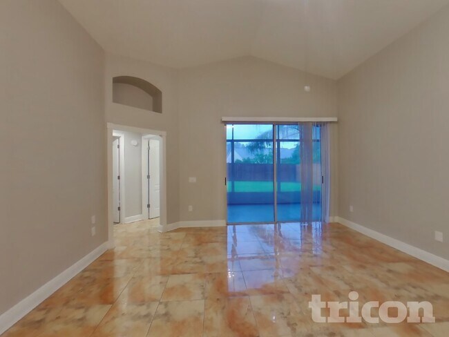 Foto del edificio - 1549 Firewheel Dr