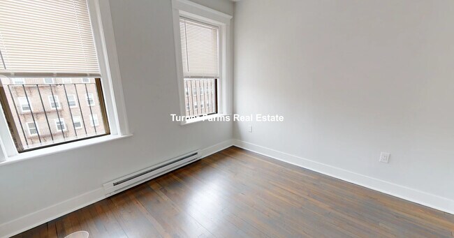 Foto del edificio - 211 Park Dr