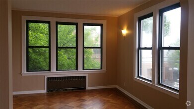 Building Photo - 2115F Grove St