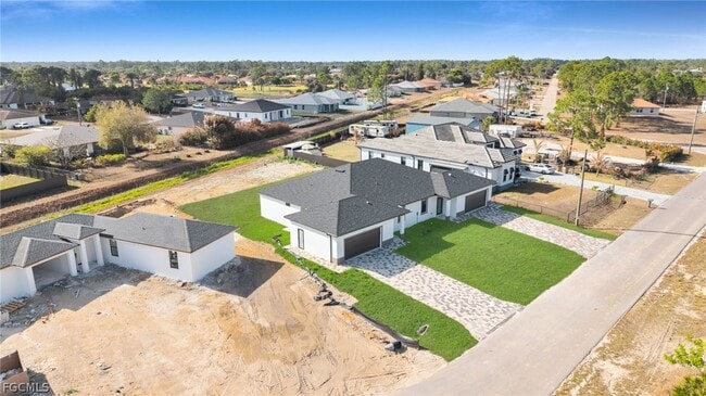 Foto del edificio - 4989 Fairway Ct