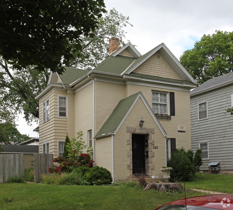 Primary Photo - 3120 Fremont Ave S