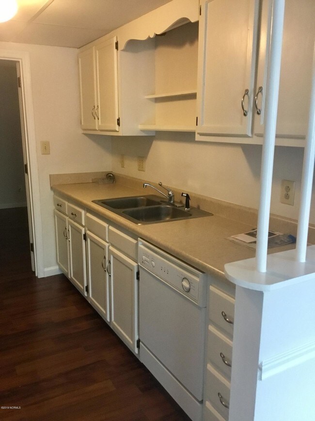 Foto del edificio - 815 Seabury Ct