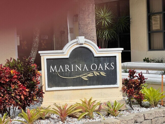 Foto del edificio - Pretty, updated 1 bed, 1 bath in Fort Lauderdale