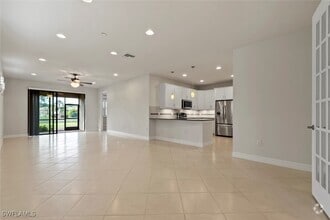Building Photo - 7993 Helena Ct