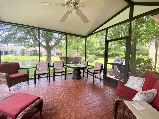 Building Photo - Lovely Furnished, Sun City of Hilton Head ...