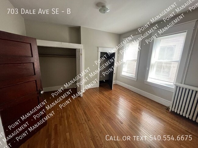 Building Photo - 703 Dale Ave SE