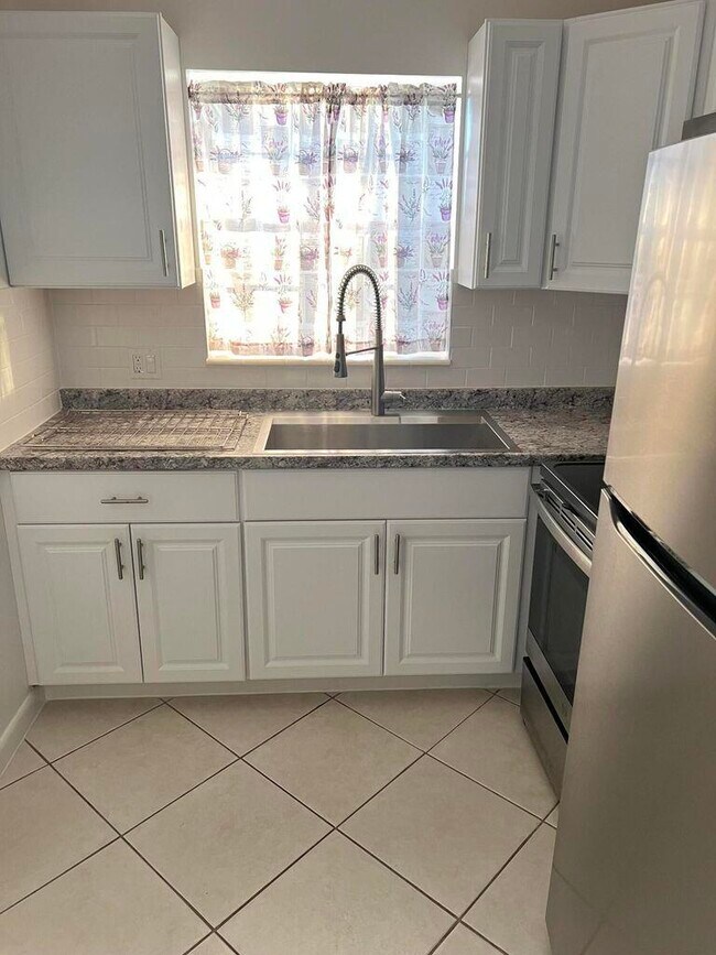 Foto del edificio - 162 Camden G