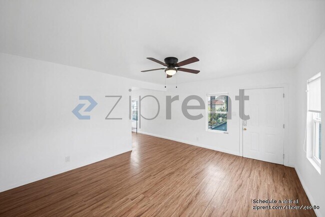 Foto del edificio - 4057 S Hoover St