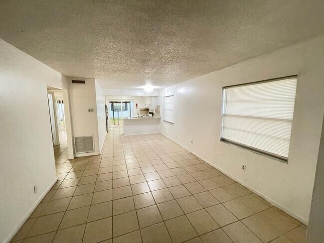 Foto del edificio - 226 6th Jpv St