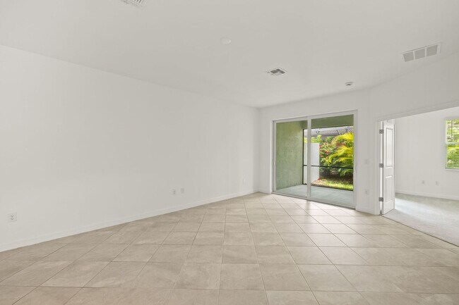 Foto del edificio - 9077 Leatherwood Loop