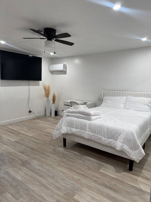 Photo - 16804 Bridgeport St (Fountain Valley, CA)