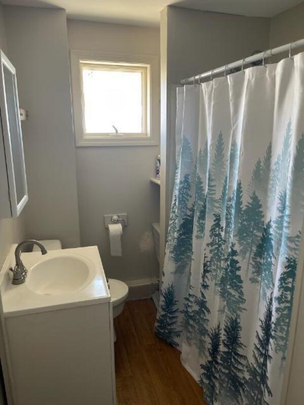 Foto del edificio - 74 N Main St